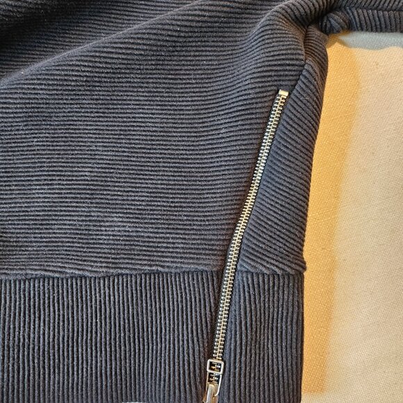 Aritzia Wilfred Free Women's Ribbed Sweater Size : S - Picture 5 of 6